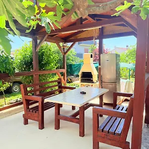 House Anka Apartman